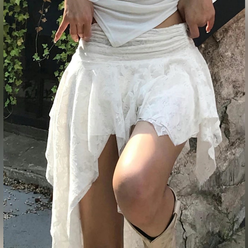 Women’s Asymmetrical Lace Skirt / Skort